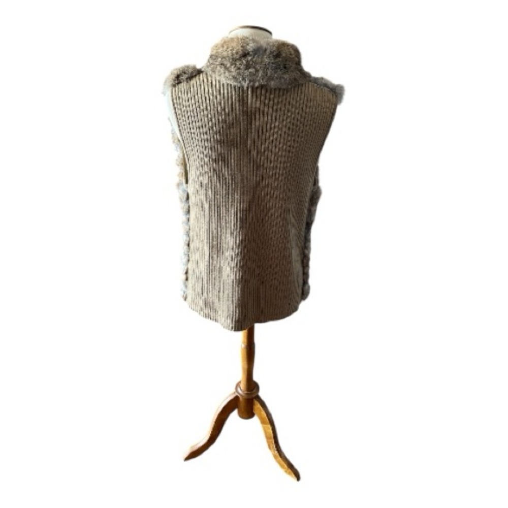 #025, metric knits fur collection vest, size L - Picture 2 of 5